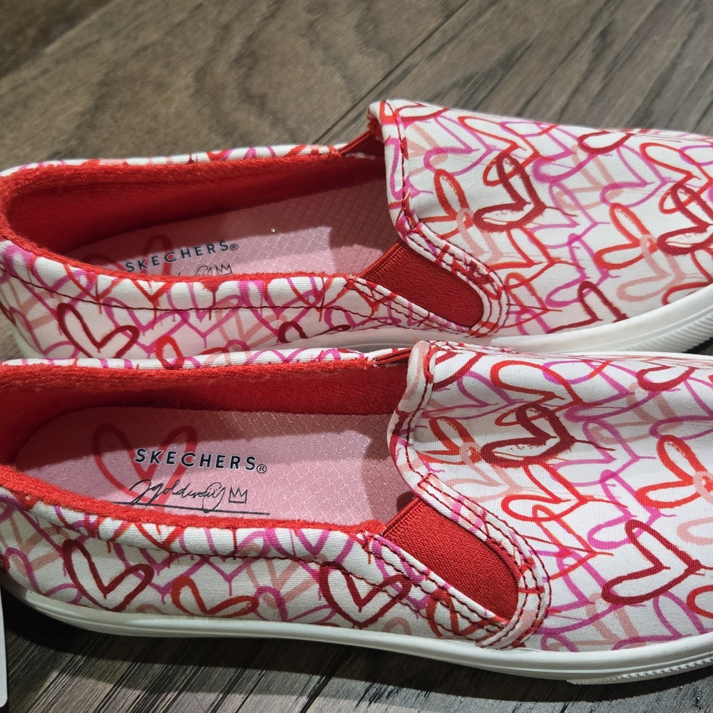 Skechers Kids' Heart Pattern Slip-On Sneakers